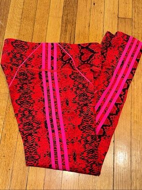 Adidas  IVY PARK Red Snake-Print Leggings Pink Stripe ladies sz M